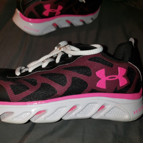 UA MPZ Breast Cancer Awareness sneakers, Like New - Picture 3 of 13